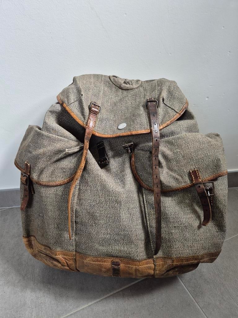Sac à dos vintage Swiss Army Gebirgsjäger, Waffenläufer, Enlèvement ou Envoi