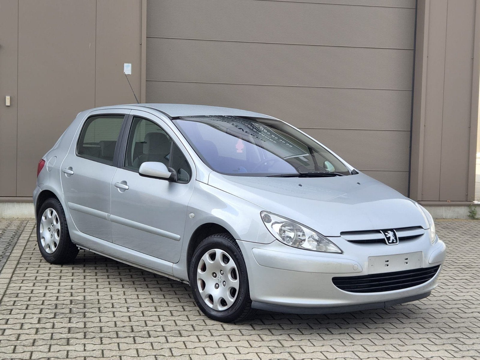 Peugeot 307 1.6 benzine 2005, Auto's, Automaat, Zwart, Bedrijf, 5 deurs