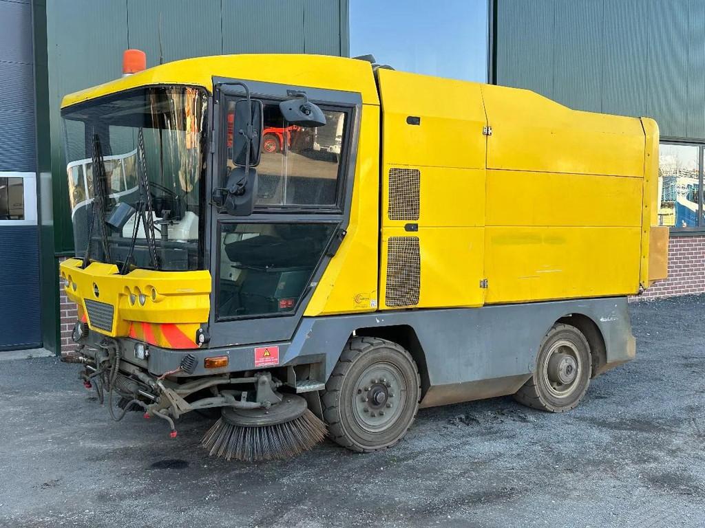 Ravo 530 VEEGMACHINE/SWEEPER! DK1054, Auto's, Overige merken, Overige kleuren, Bedrijf, Diesel