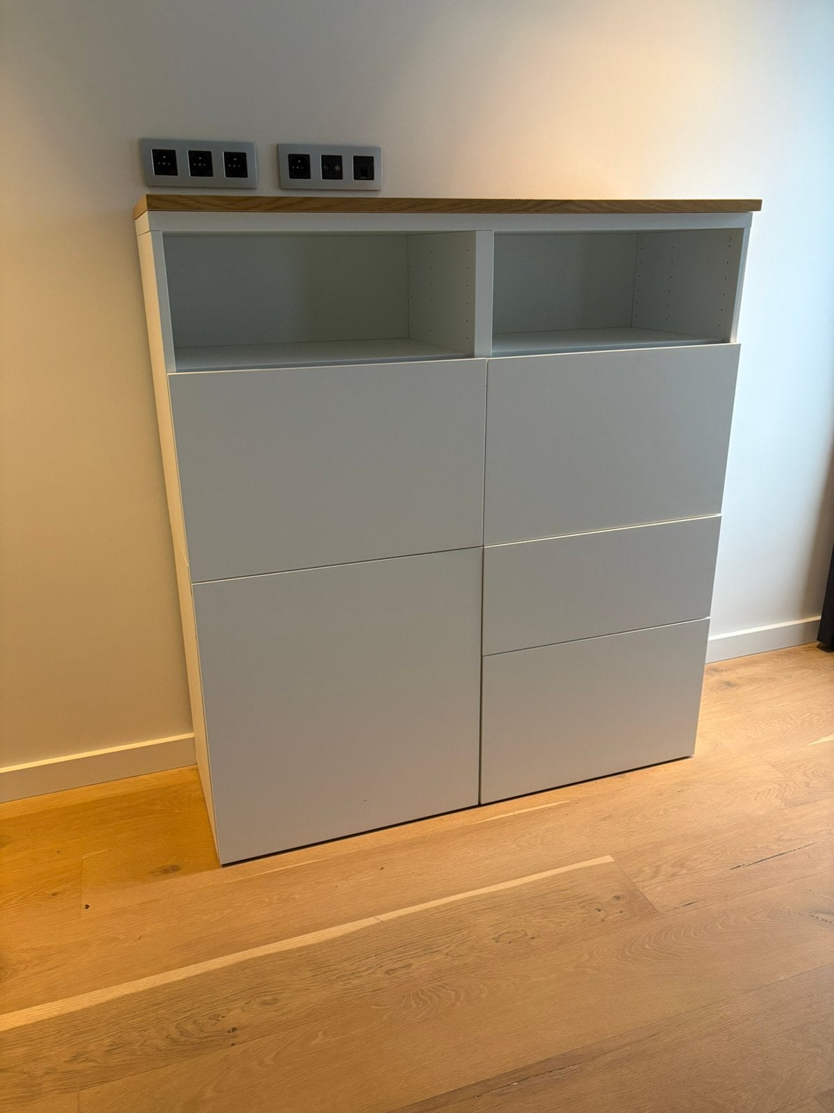 Ikea Besta kast (h130 x d41 x b120) in nieuwstaat, Maison & Meubles, Enlèvement, Comme neuf