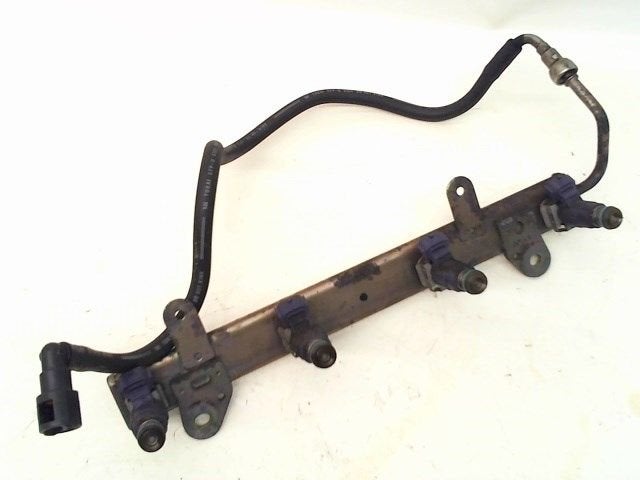 INJECTIEGALERIJ Nissan X-Trail (T30) (01-2001/01-2013), Gebruikt, Nissan