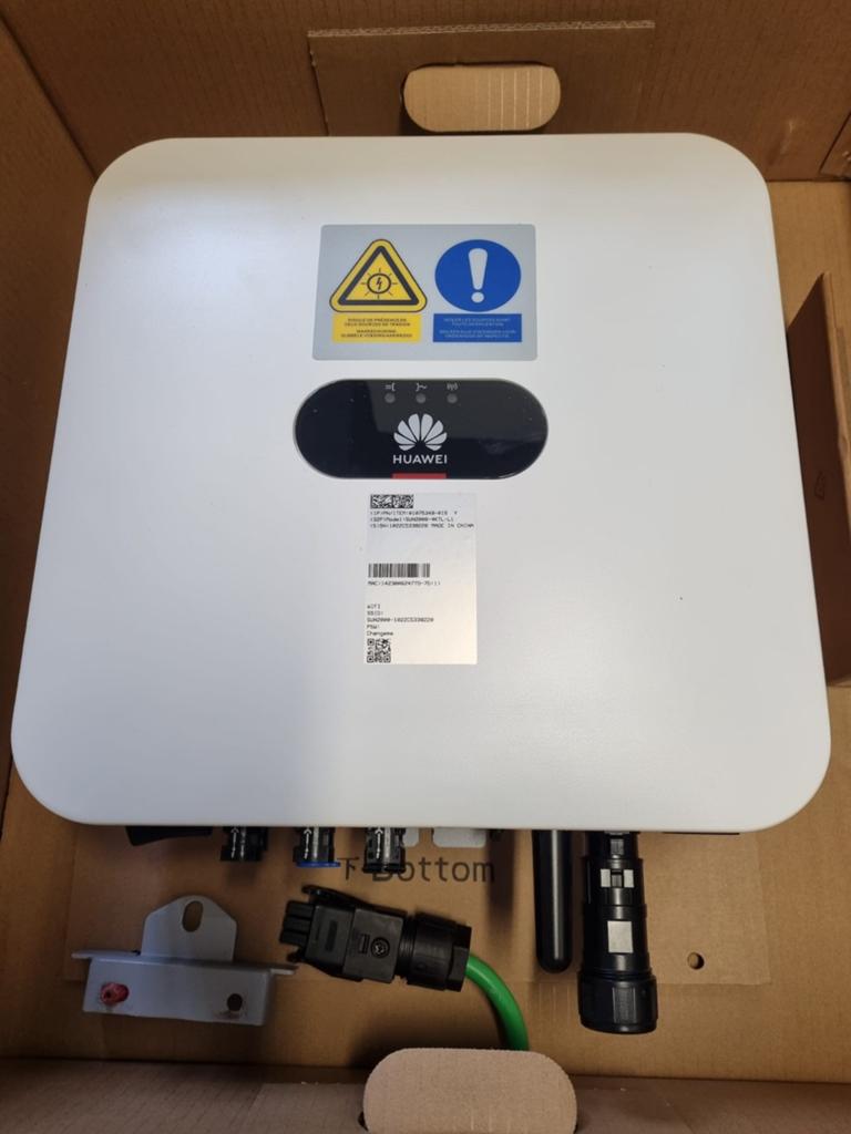 Omvormer zonnepanelen Huawei, Bricolage & Construction, Enlèvement, Comme neuf