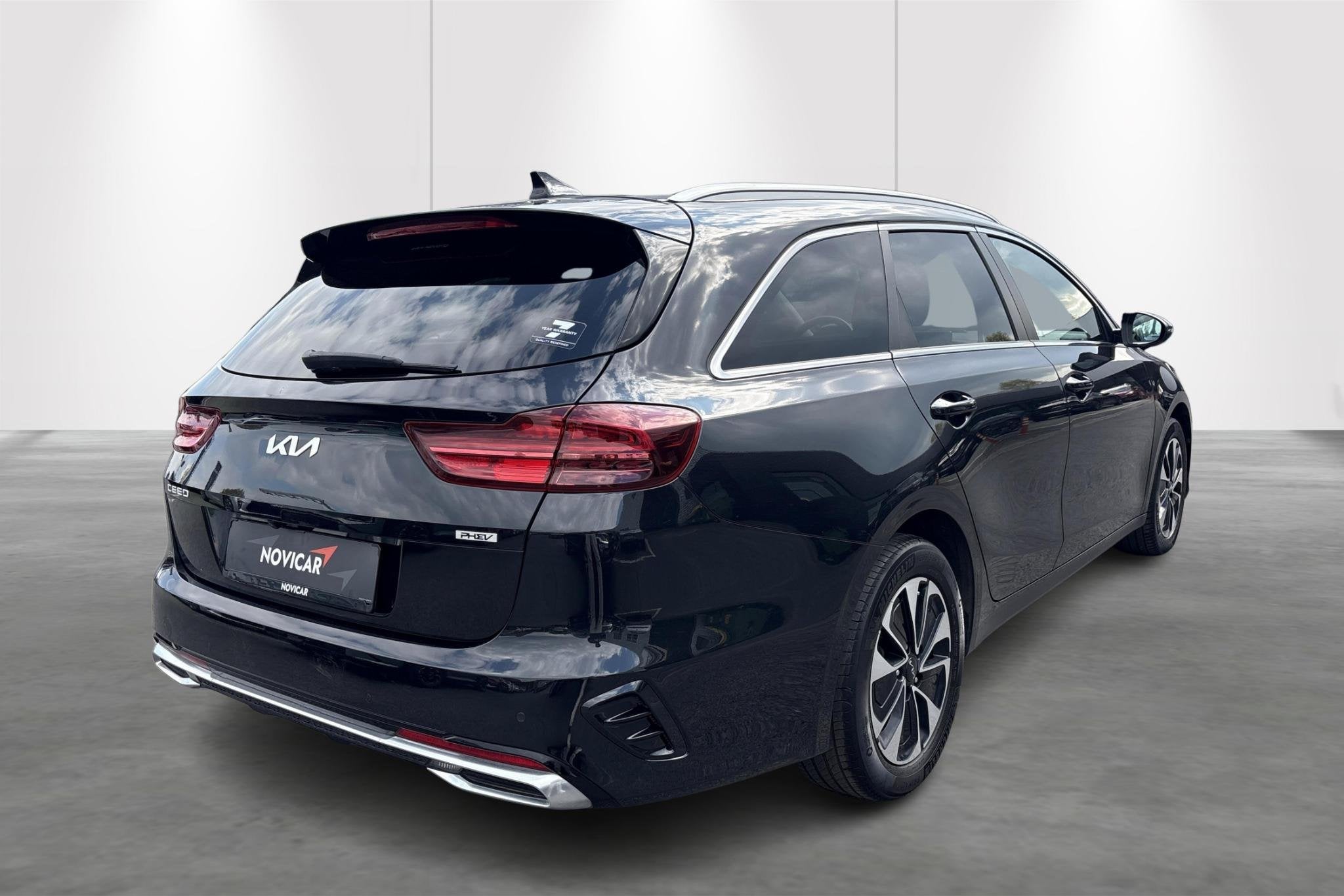 Kia cee'd Sportswagon Business Line 1.6 GDi PHEV DCT - CAMER, Autos, 9 kWh, Carnet d'entretien, Hybride rechargeable, 165 min