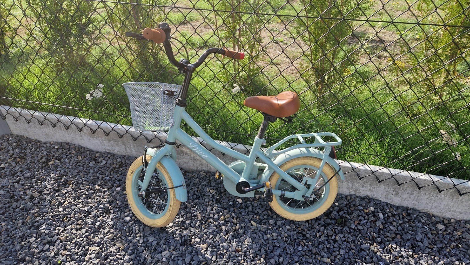 Meisjesfiets 12inch, Fietsen en Brommers, Ophalen, Terugtraprem, Zijwieltjes, Gebruikt