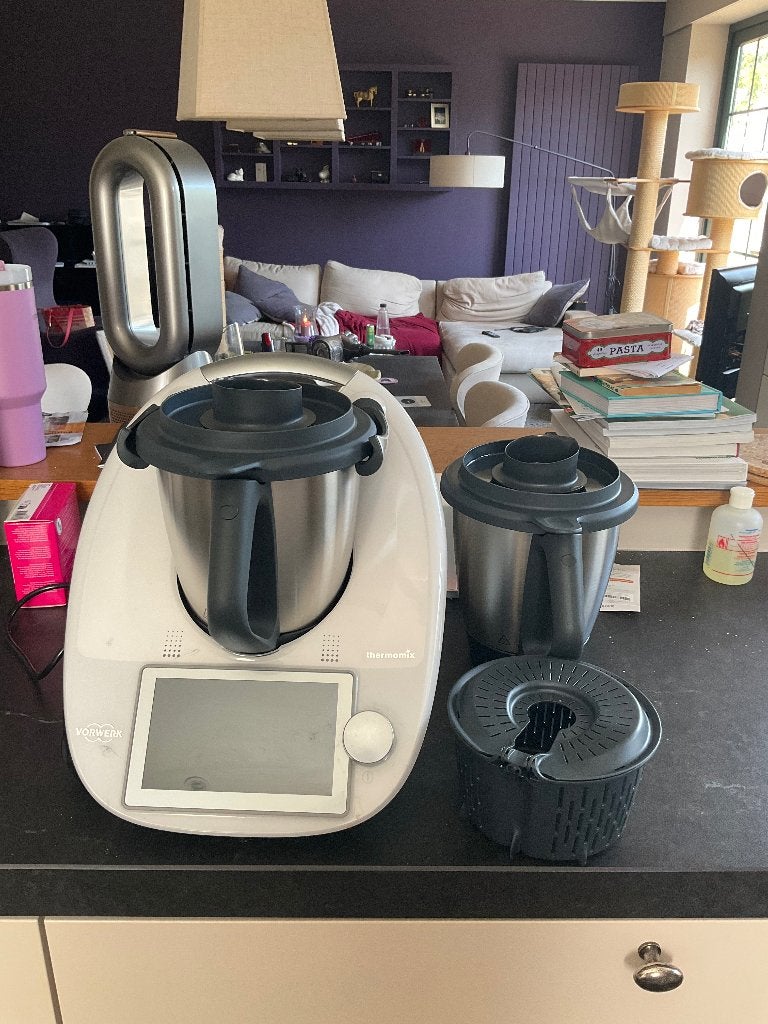 Thermomix TM6 met complete 2de beker en set accessoires, Ophalen, 3 snelheden of meer, Zo goed als nieuw, 2 tot 3 liter
