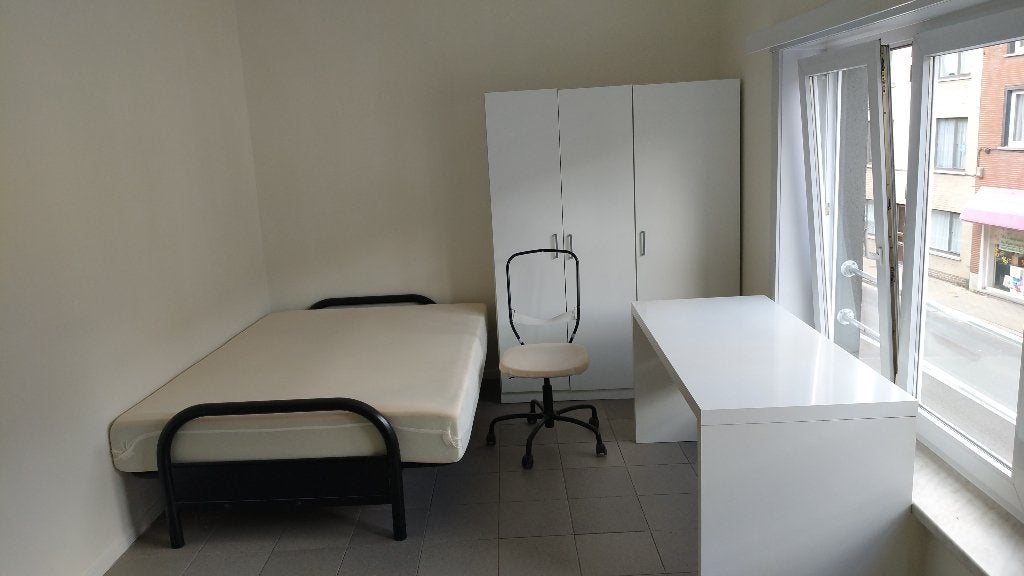 Bed en matrass en bureau, Comme neuf, Enlèvement, 200 cm, Deux personnes