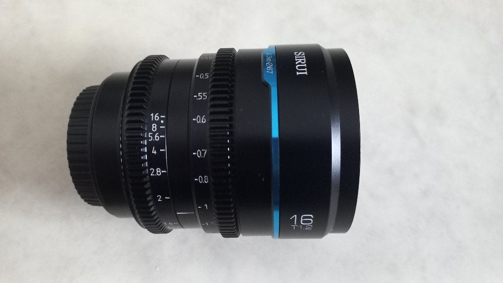 Sirui 16mm T1.2 Sony, Zo goed als nieuw, 16 mm, Beschermhoes/tas, Overige merken