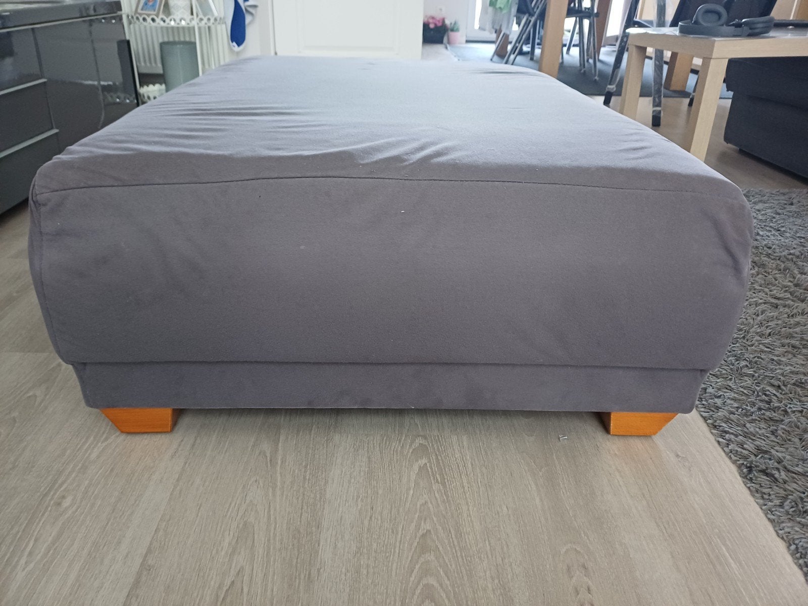 Grijze poef, Huis en Inrichting, Slaapkamer | Slaapbanken, Ophalen, 100 cm