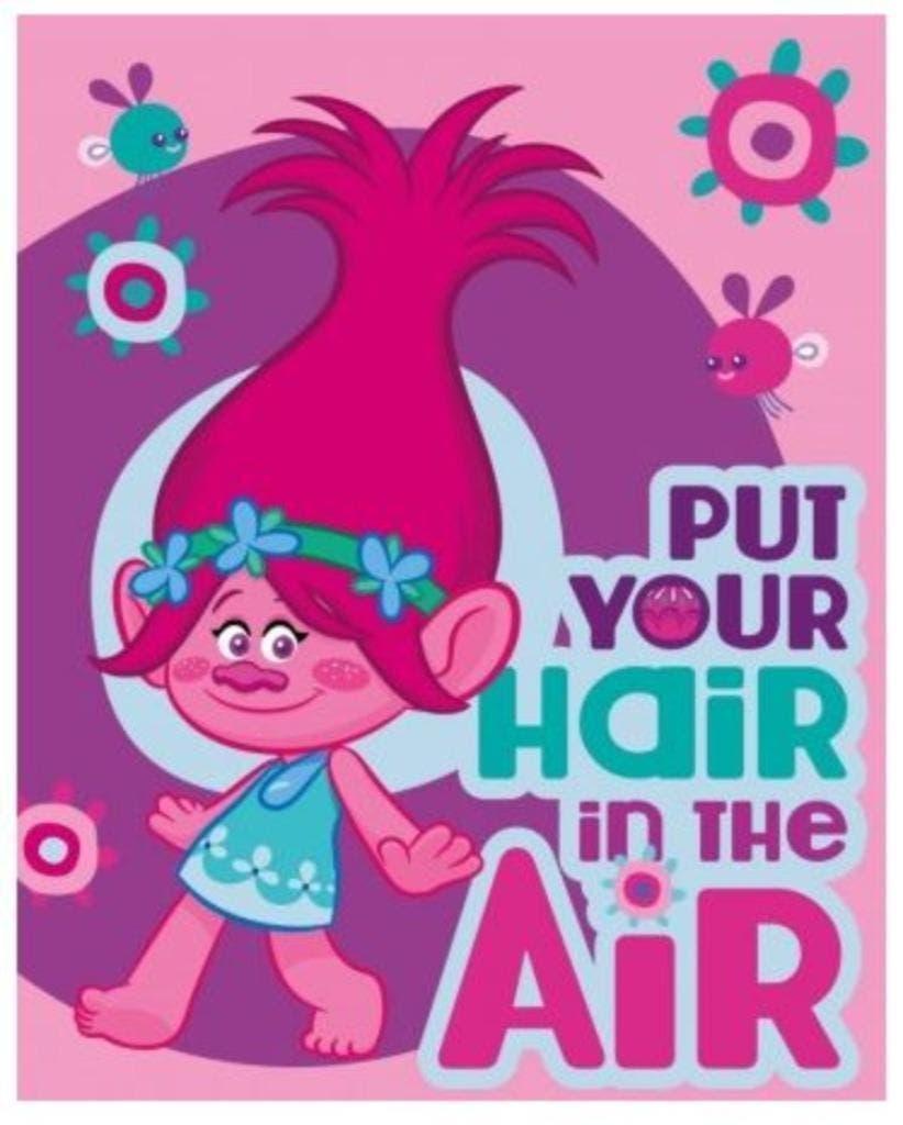 Trolls Fleece Deken / Plaid - Poppy - VAN 9,95 VOOR 4,95!, Neuf, Enlèvement ou Envoi, Rose, Couverture ou Couette