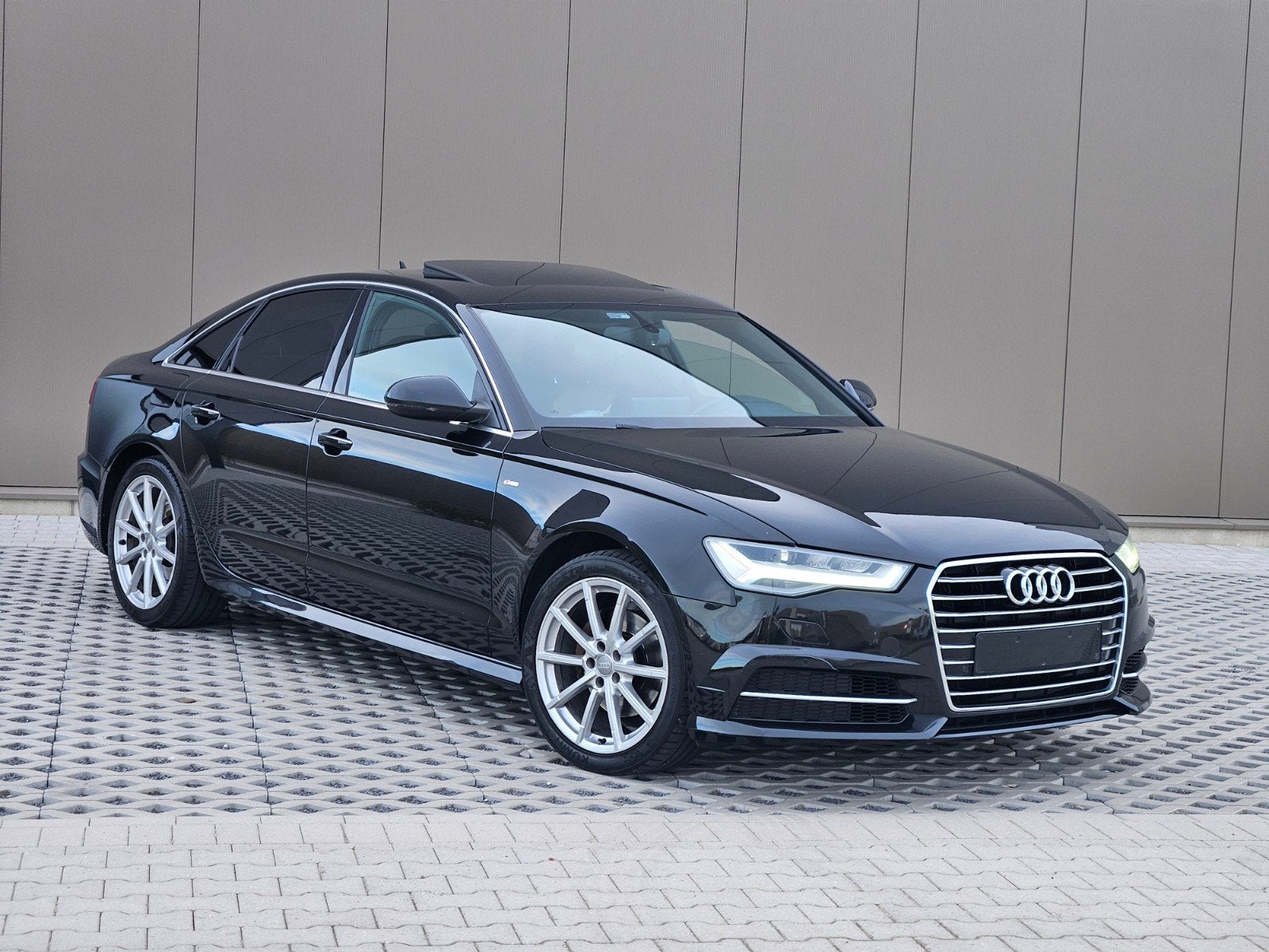 Audi A6 ultra 2015 2.0 190 ch Facelift, toit ouvert/Matrix, Cuir, Cruise Control, Euro 6, Entreprise
