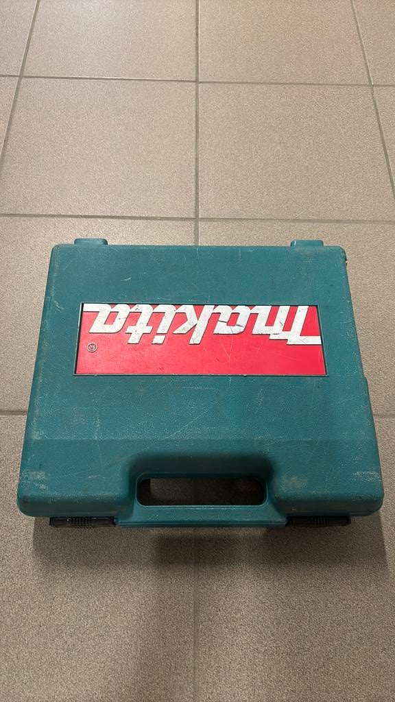 Makita figuurzaag, Ophalen, Zo goed als nieuw