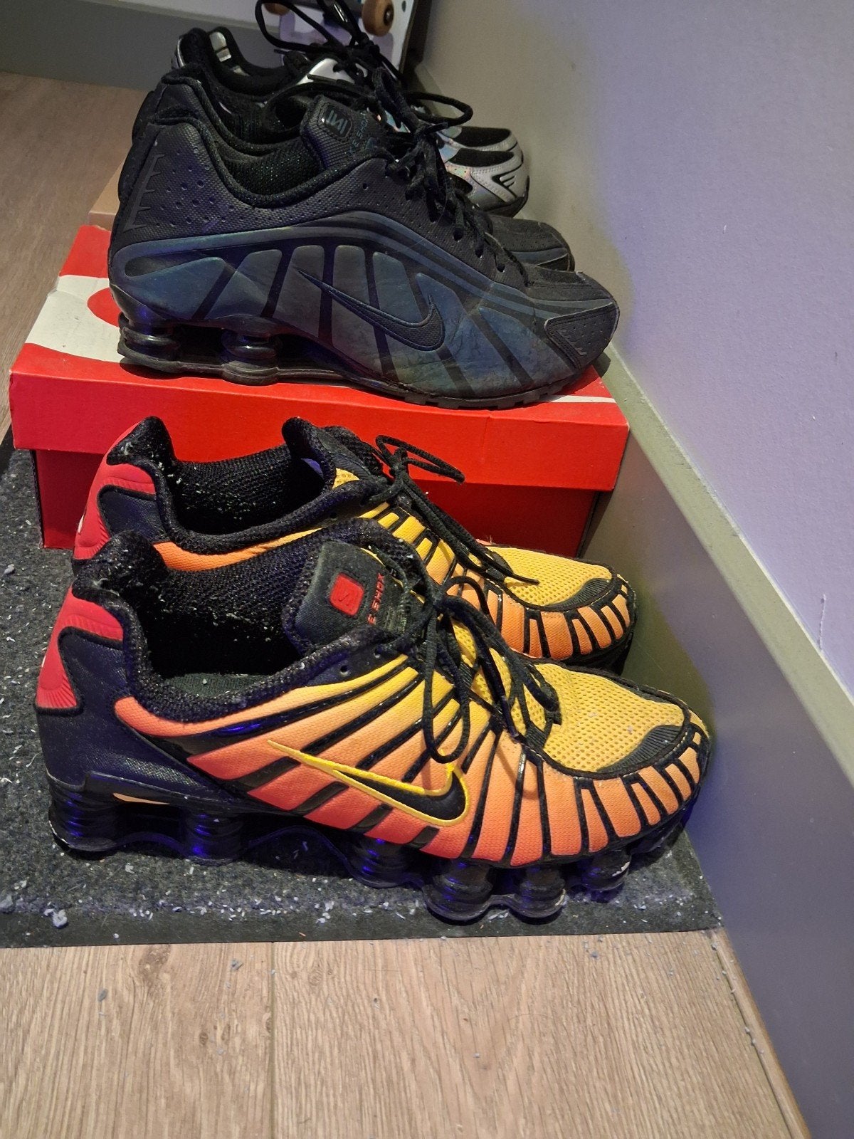 Nike shox, Verzenden