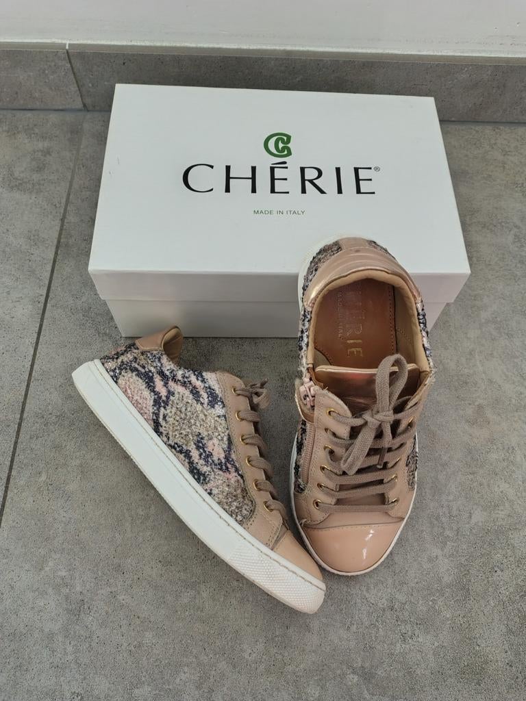 Sneakers Chérie, Ophalen of Verzenden, Schoenen