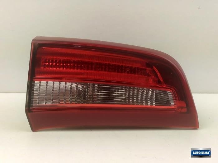 Feu arrière gauche d'un Volvo S60, -, 3 mois de garantie, Utilisé, -