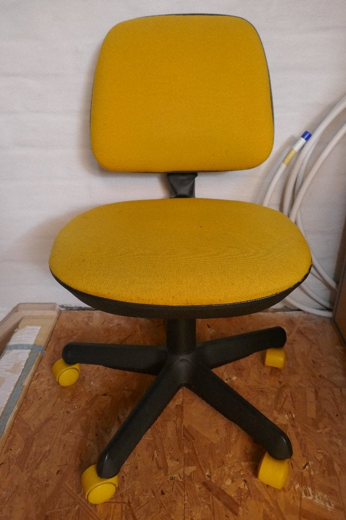 bureaustoel geel, Ophalen, Gebruikt, Geel, Bureaustoel