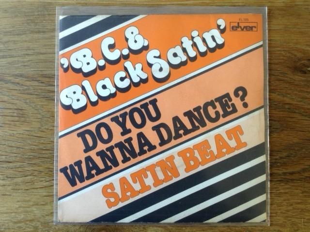 single b.c. & black satin, Cd's en Dvd's, Vinyl Singles, Overige genres, 7 inch, Ophalen of Verzenden, Fotohoes