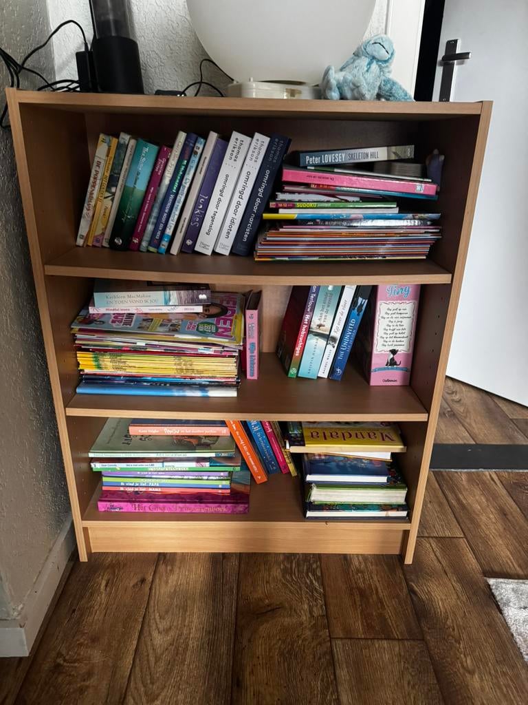 Houten boekenkast, Huis en Inrichting, Ophalen, Met plank(en), 50 tot 100 cm, Zo goed als nieuw