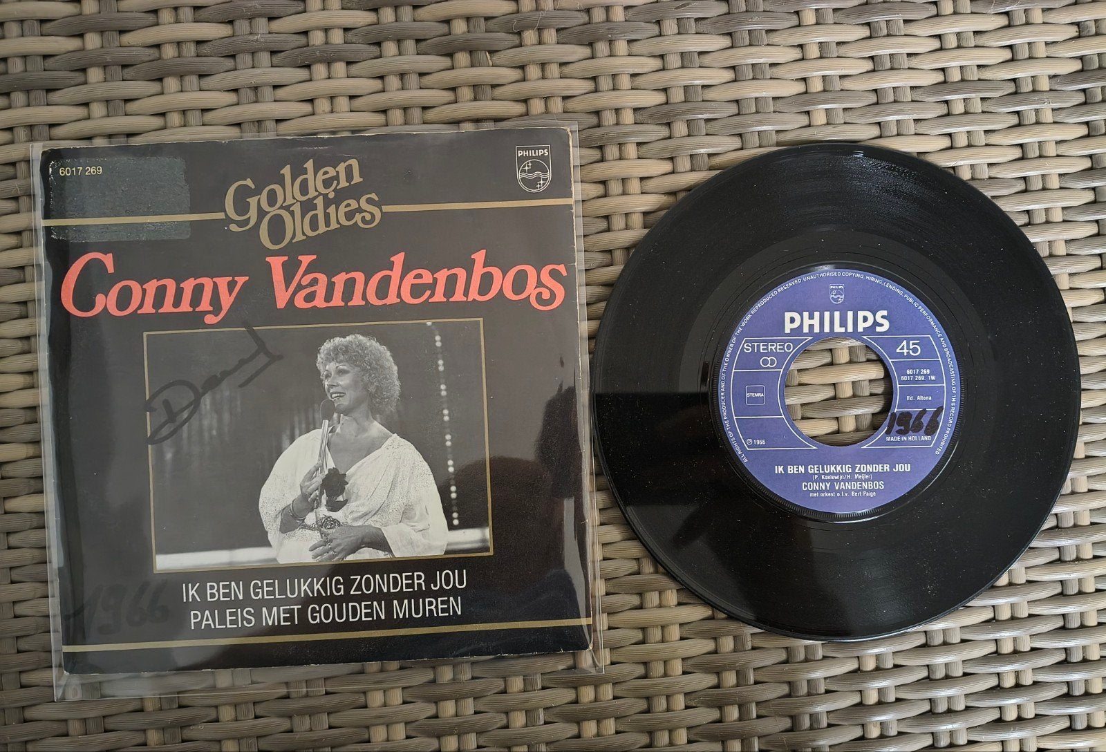 singel Conny vandenbos, Ophalen of Verzenden
