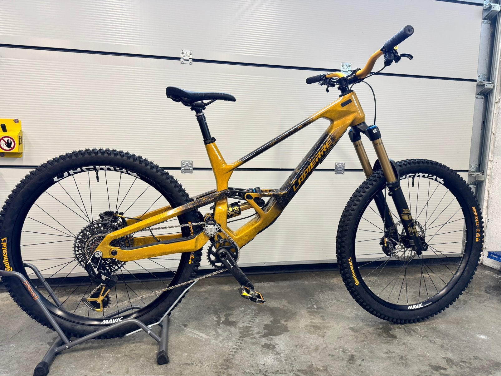 Lapierre Spicy 2025 Custom XL vtt velo enduro bikepark, Enlèvement, Comme neuf