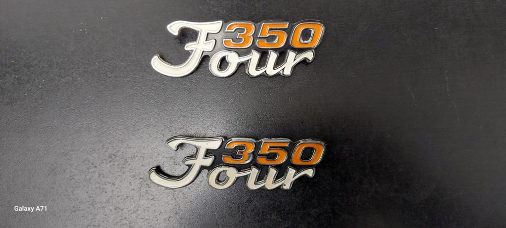 Honda cb 350 four tank en schild emblemen