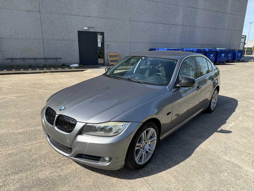 BMW - 2009 - 318 - SEDAN - Voiture particulière, Autos, BMW, Euro 5, Achat, Entreprise, Boîte manuelle