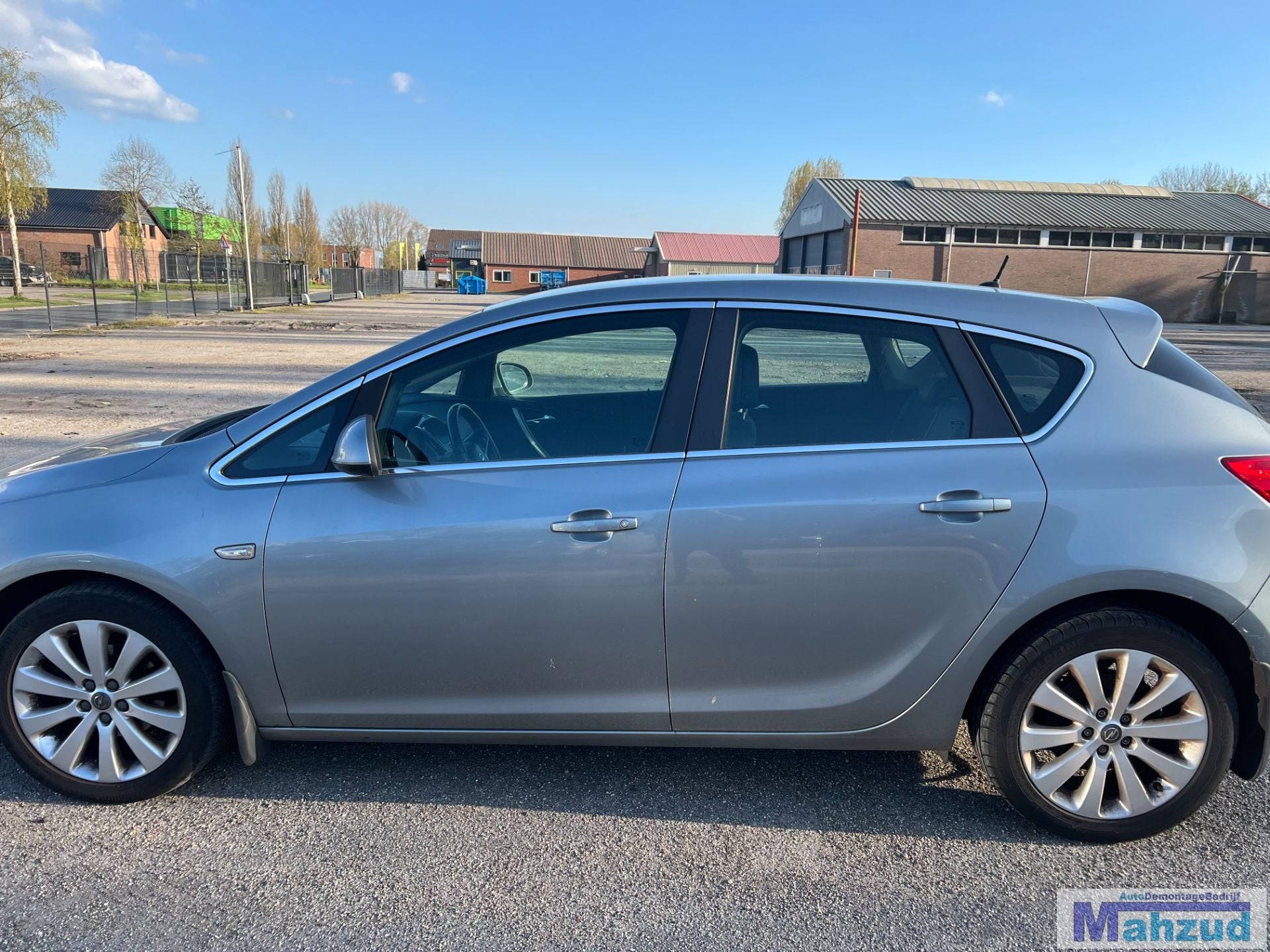 Jantes Opel Astra J Sport 5x105 56,6 17 pouces, Autos : Pièces & Accessoires, Bahnhofsplatz 1
65423  Russelsheim am Main, DE, Opel Automobile GmbH