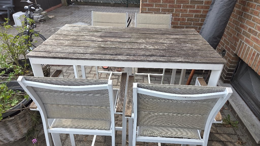 Hoge tuintafel met 4 stoelen (barkrukken), Ophalen, 4 zitplaatsen, Gebruikt, Aluminium