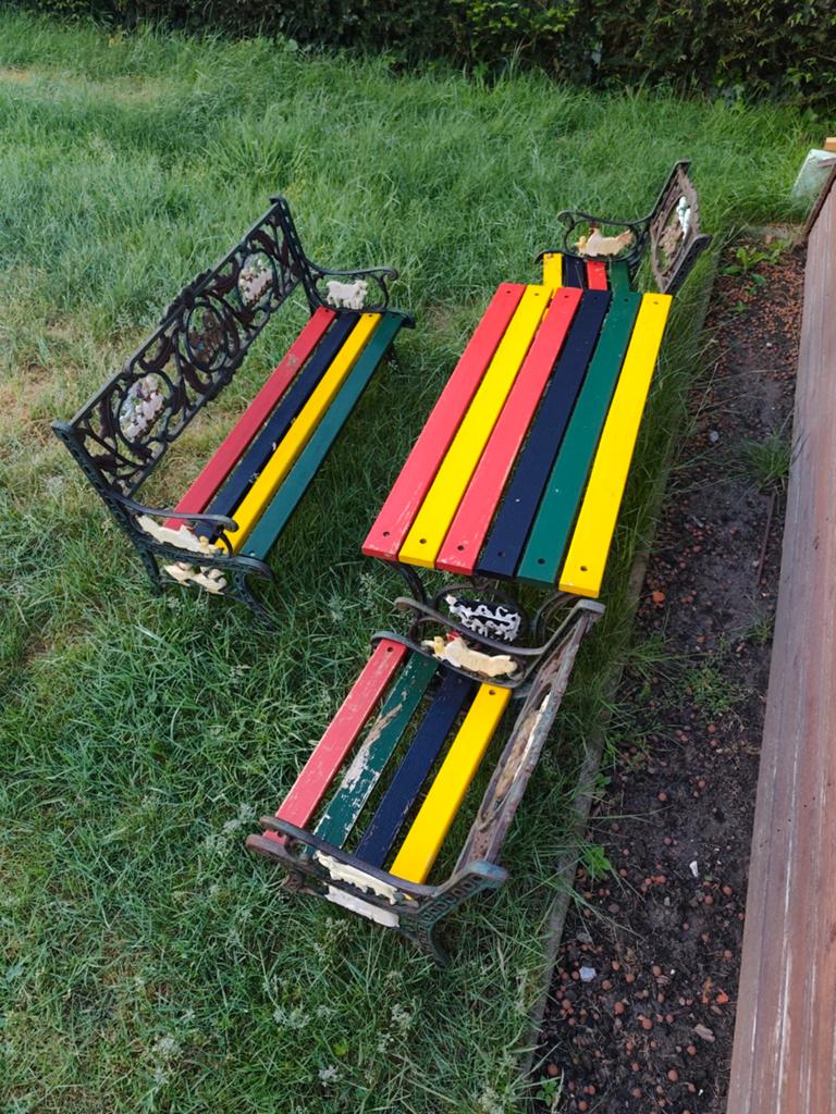 Kinder tuinset! In smeedijzer en hout in goede staat!, Tuin en Terras, Tuinbanken, Ophalen, Hout