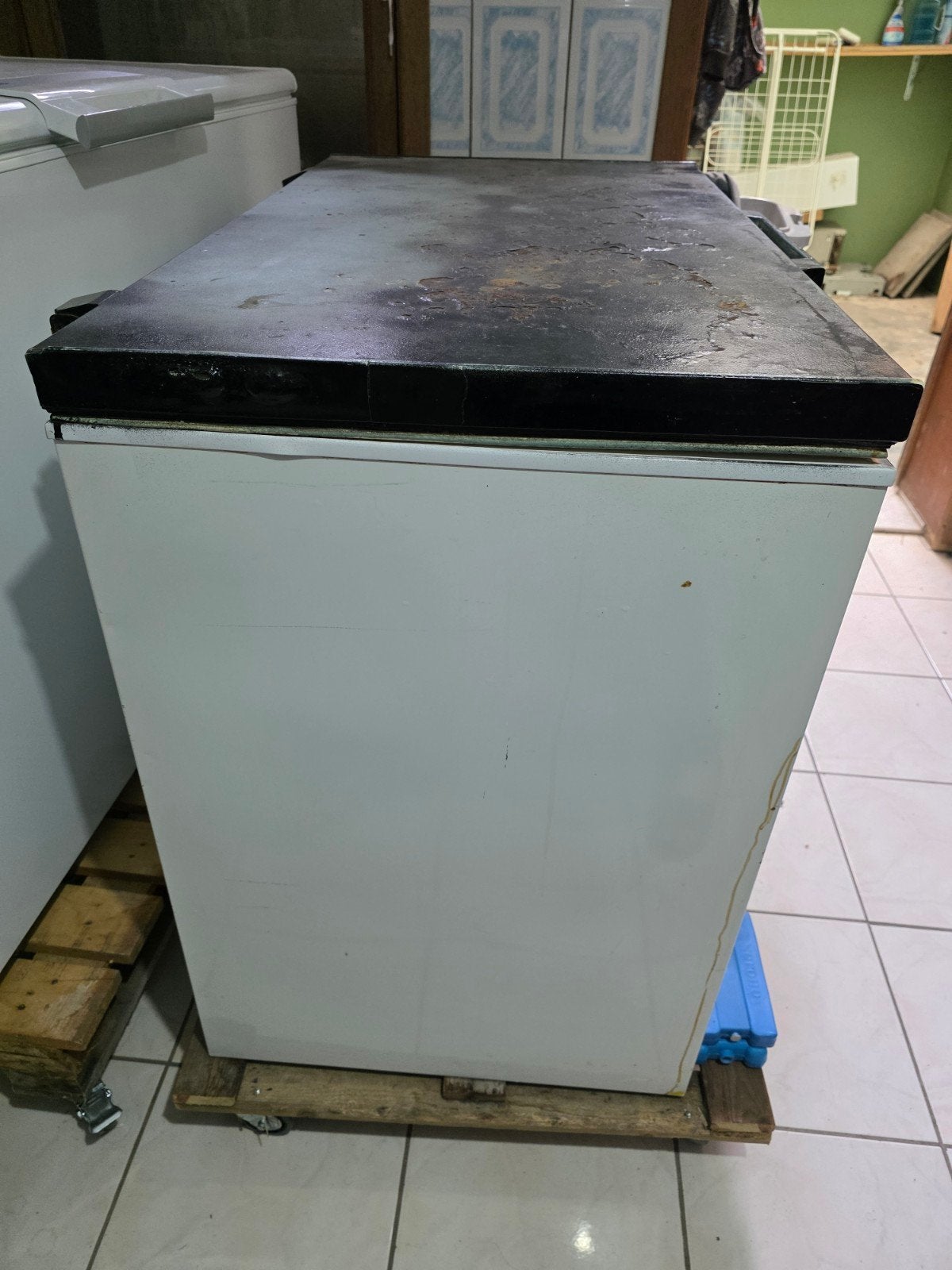 Freezer werkt gratis, Elektronische apparatuur, Vriezers en Diepvrieskisten, Vrieskast