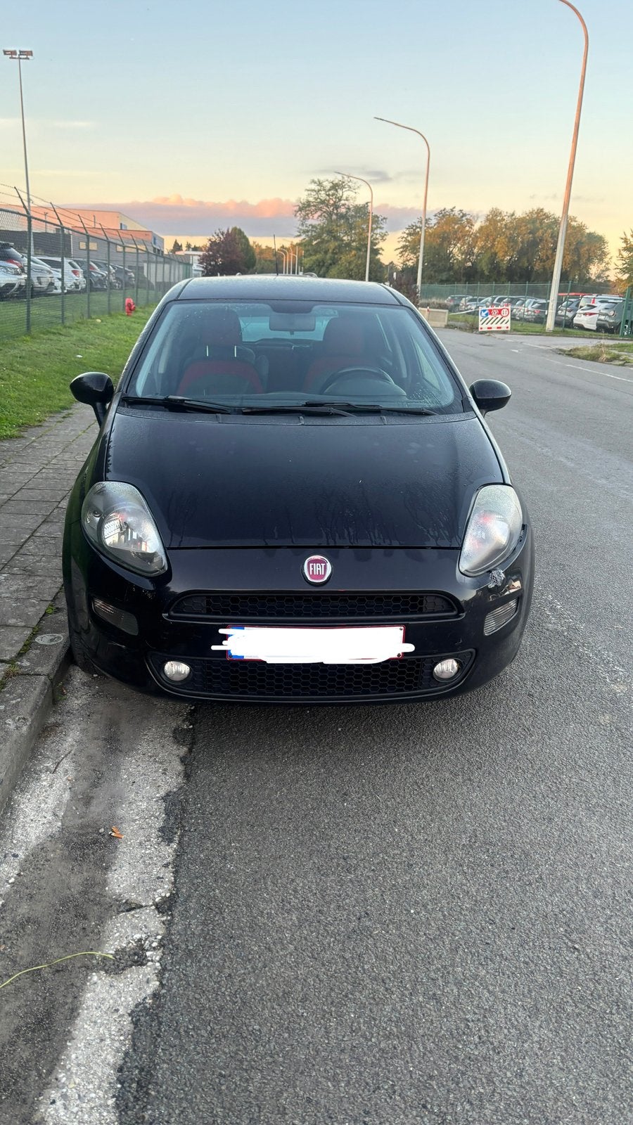 FIAT PUNTO 2013 (196.500km) À VENDRE !, Autos, 57 kW, Achat, Boîte manuelle, 5 portes