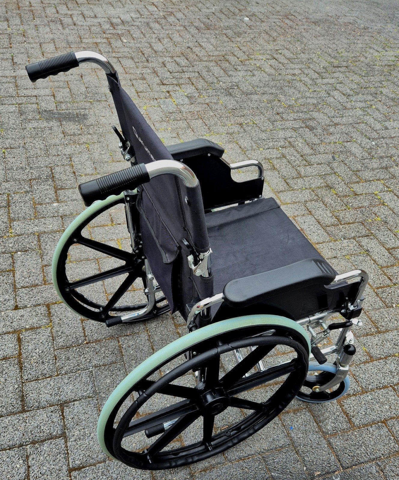 Fauteuil roulant, Divers, Chaises roulantes, Comme neuf, Fauteuil roulant à pousser, Pliant, Enlèvement