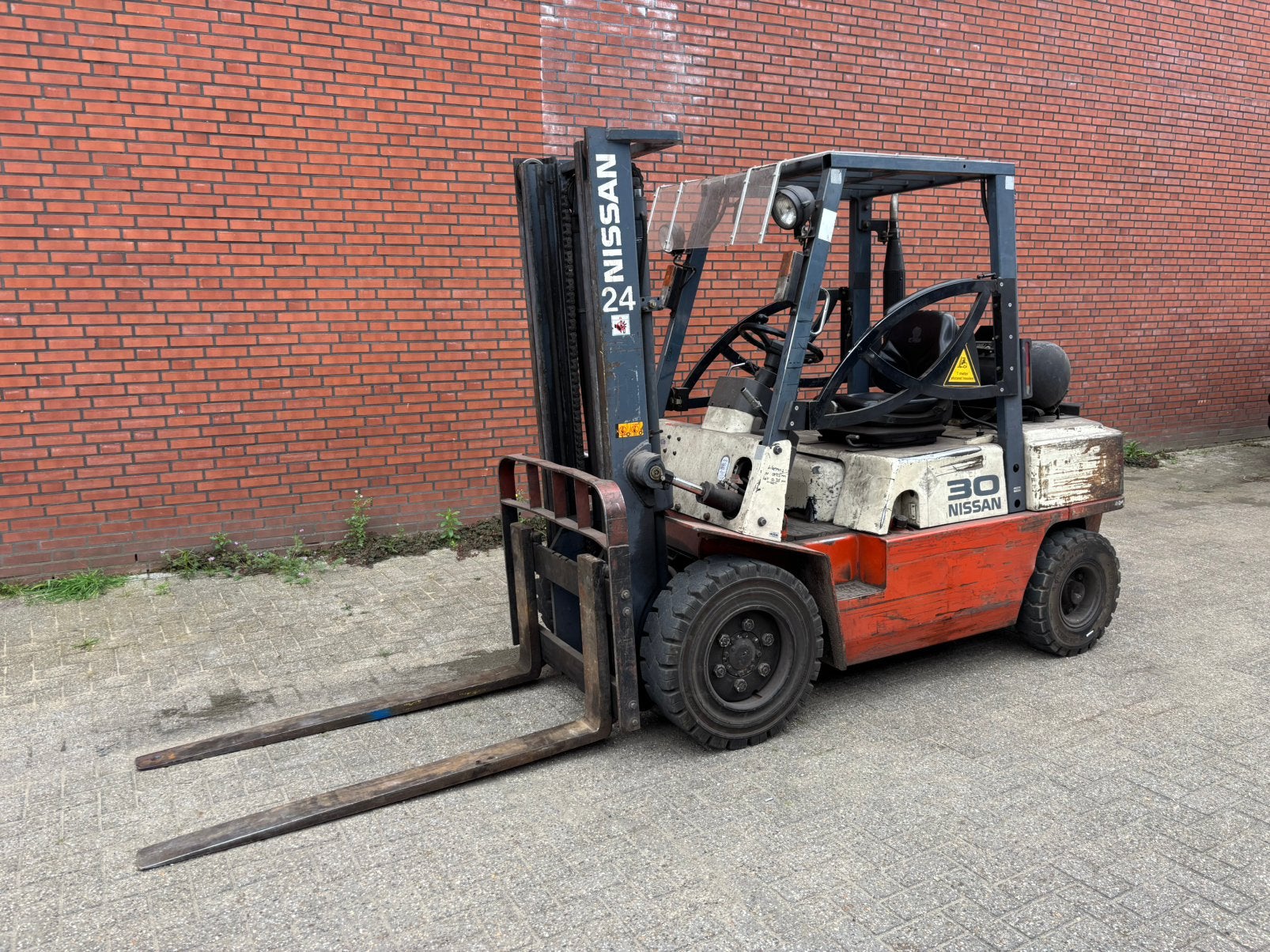 Nissan UGJ 02 A 30 U 3000kg 3 Ton Heftruck LPG, 3000 tot 4000 kg, Ophalen, LPG, Heftruck
