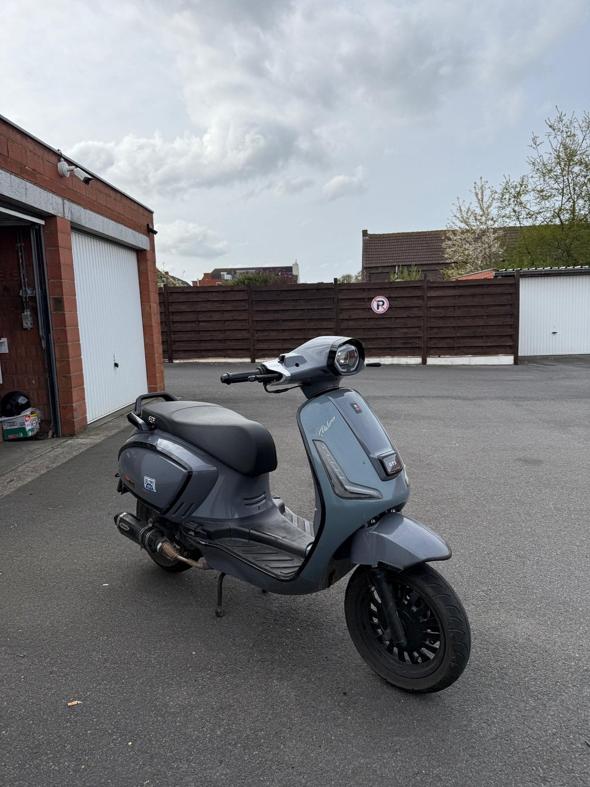 GTS Palermo 2024, Vélos & Vélomoteurs, Scooters | Marques Autre, Enlèvement, Utilisé, Classe A (25 km/h), Essence
