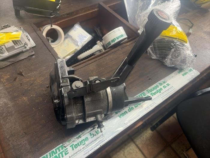 Pompe direction assistée d'un Peugeot 308, -, 3 mois de garantie, Utilisé, -