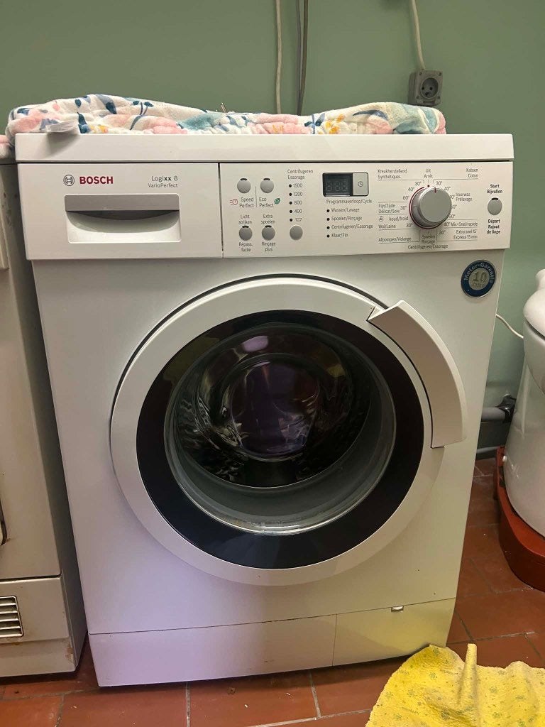 Machine à laver bosch Logixx 8, 6 à 8 kg, Programme lavage à la main, Comme neuf, Chargeur frontal