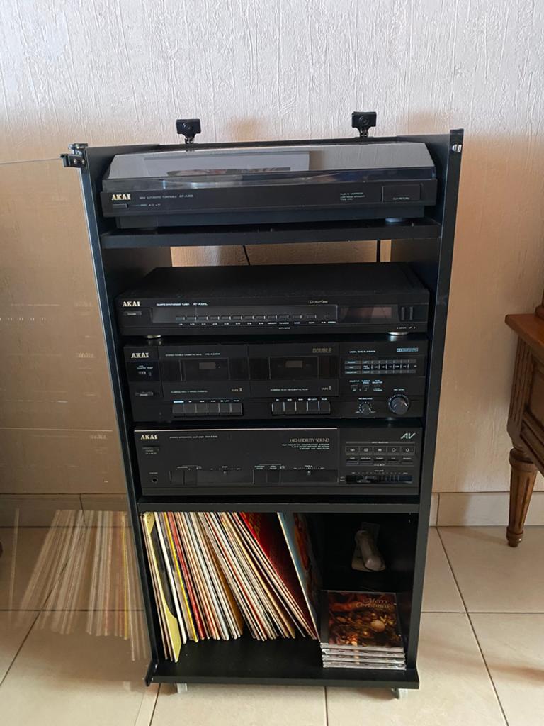 AKAI Hifi- stereoketen in kast + 2 speakers, Ophalen, Gebruikt, Speakers, Akai