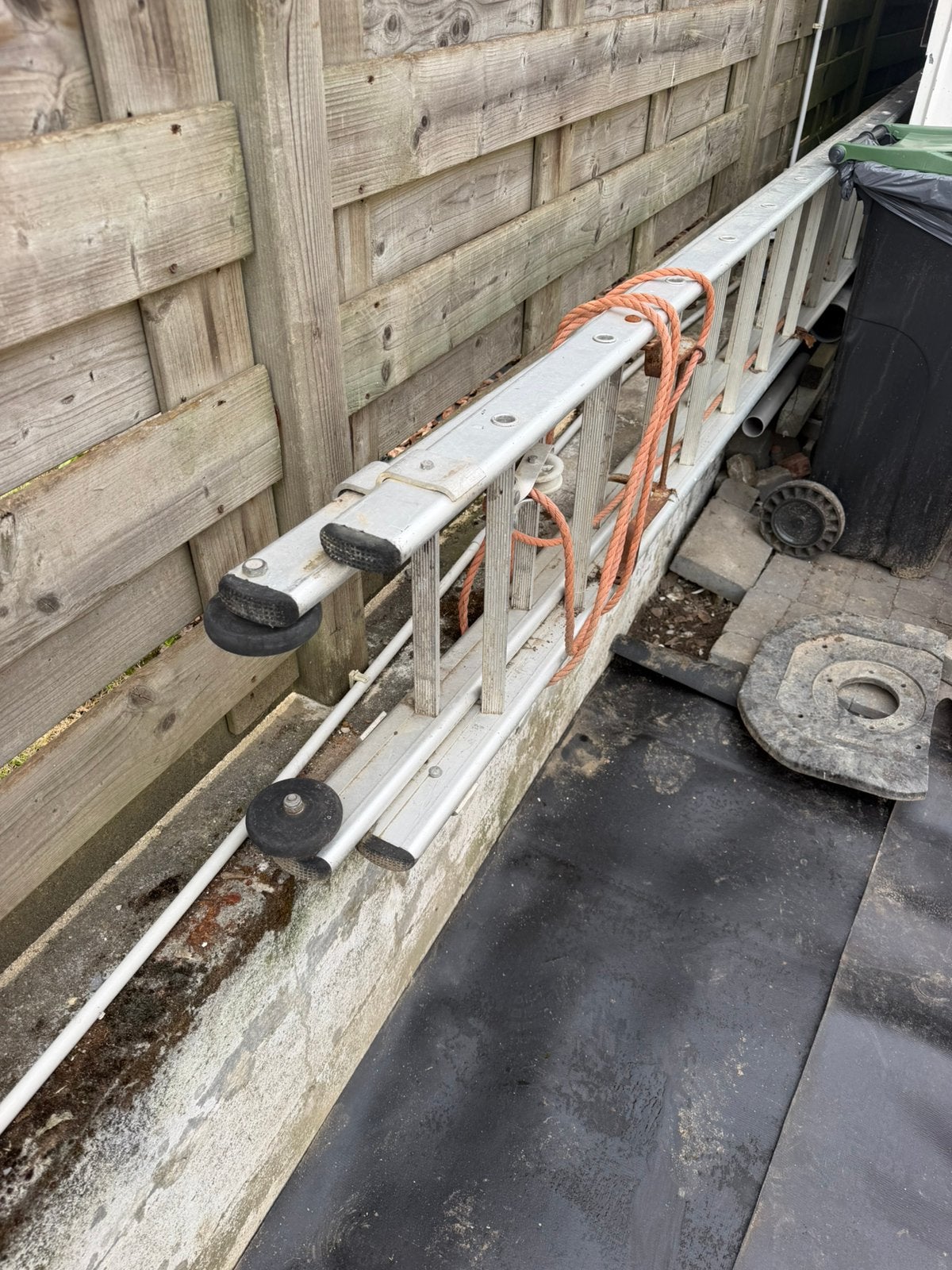 Opsteekladder aluminium 2x21, Ophalen, Zo goed als nieuw, Ladder, Opvouwbaar of Inschuifbaar