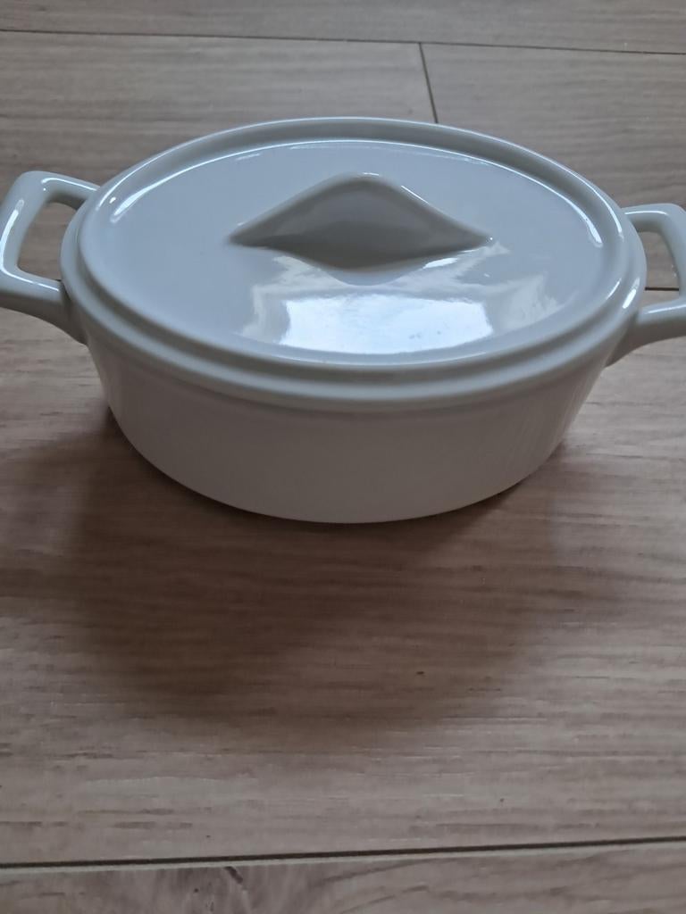 4 stenen kommetjes met deksel, Huis en Inrichting, Keuken | Potten en Pannen, Ophalen, Zo goed als nieuw, Overige materialen, Overige typen