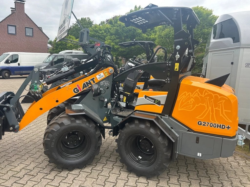 Giant G2700 Limeted Edition en andere modellen, Zakelijke goederen, Machines en Bouw | Kranen en Graafmachines, Tobroco, Info@tobroco.nl