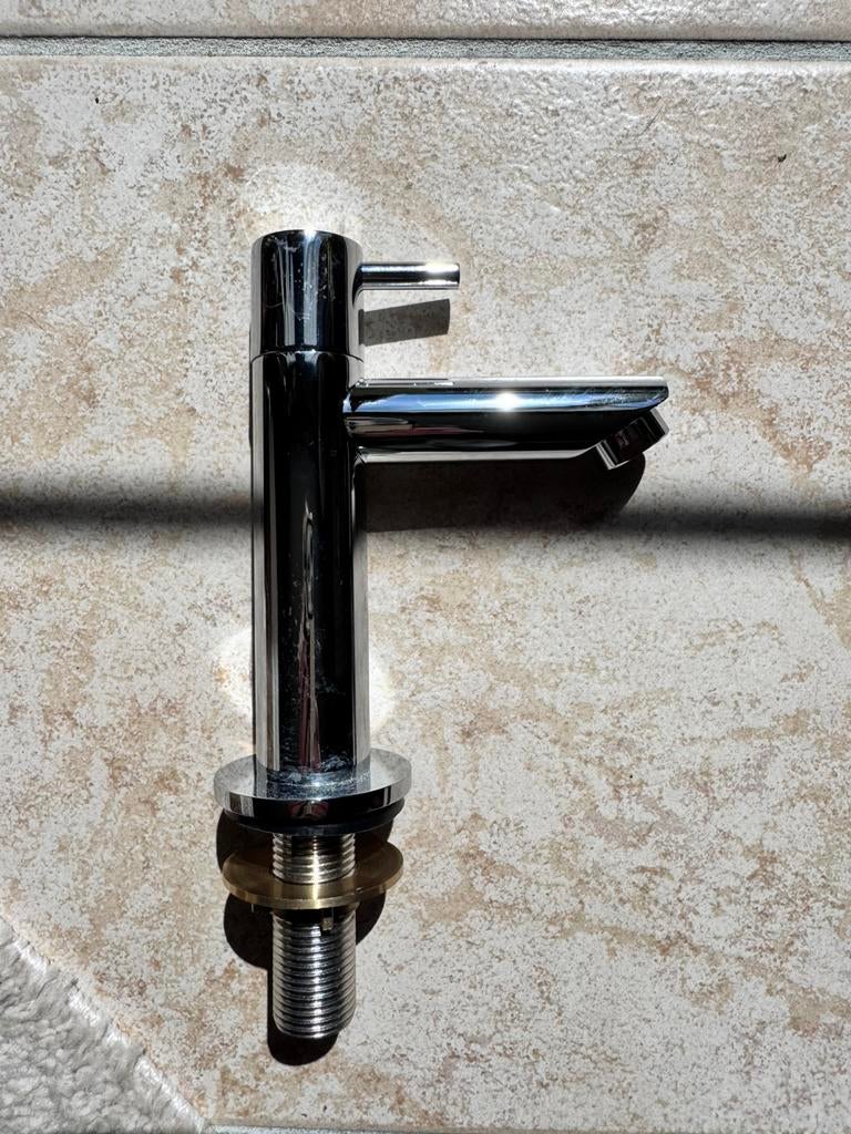 Spiksplinternieuwe lavabo koudwater kraan, Doe-het-zelf en Bouw, Sanitair, Ophalen, Nieuw, Chroom, Kraan