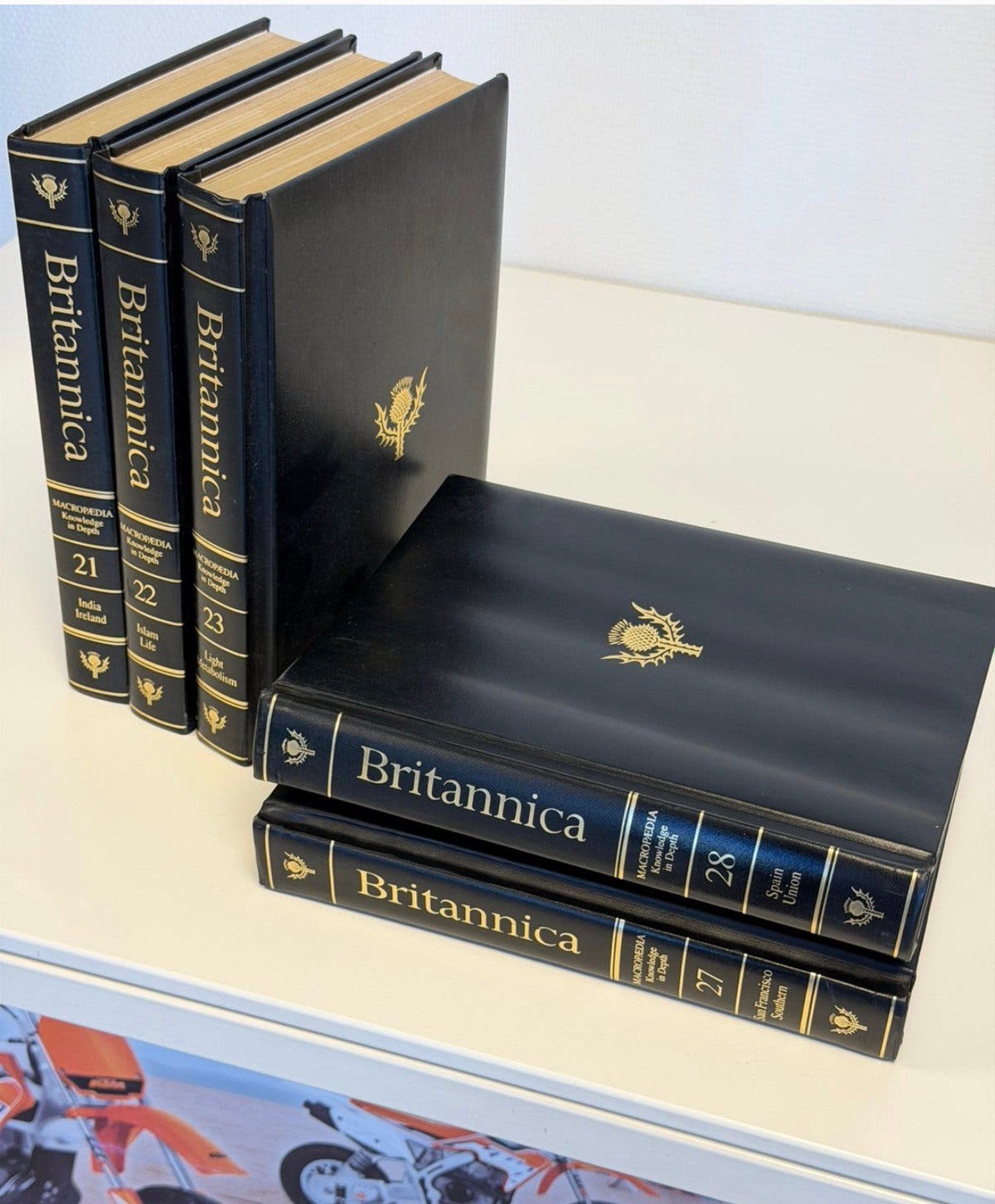 Encyclopaedia Britannica Macropædia 15e éd 5 volumes Deluxe, Livres, Enlèvement ou Envoi, Comme neuf