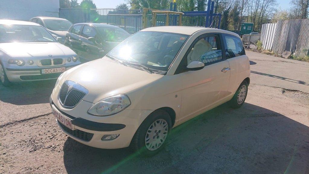 Lancia Ypsilon 1200cc essence 2006 173000km clim GARANTIE, Autos, Lancia, 1242 cm³, Beige, Entreprise, Boîte manuelle