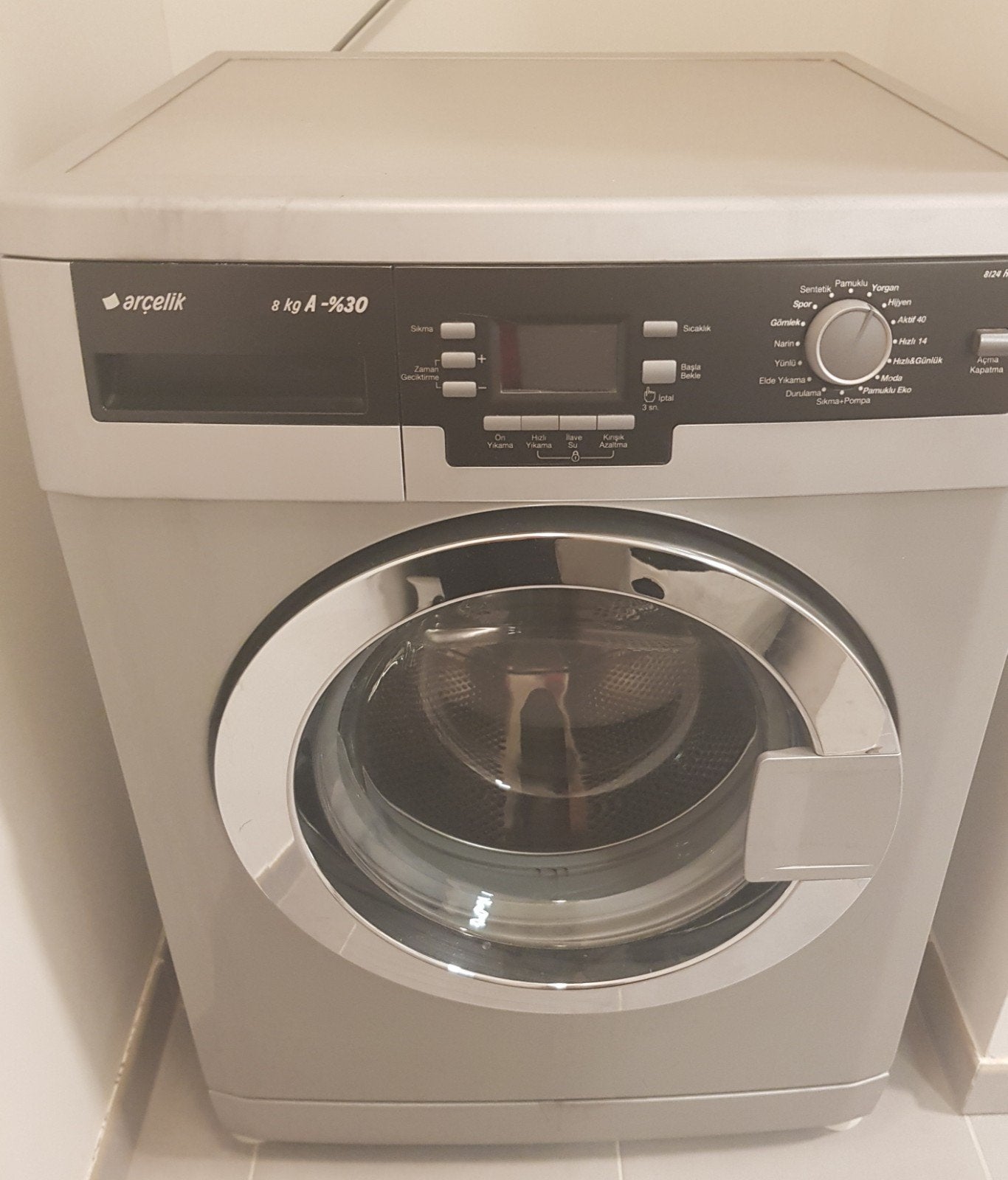 machine à laver 8 kg. Disponible le 20 juillet, Enlèvement
