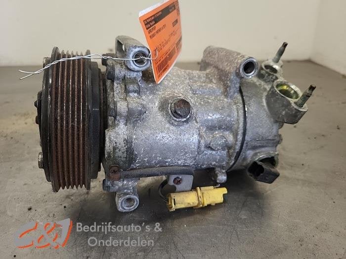 Pompe clim d'un Peugeot Partner, -, 3 mois de garantie, Utilisé, -