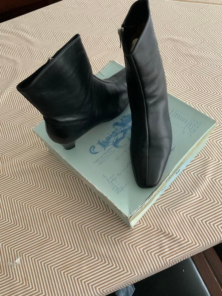 Schoenen.. voltan.twee’.paar.maat.40., Kleding | Dames, Schoenen, Ophalen, Zo goed als nieuw