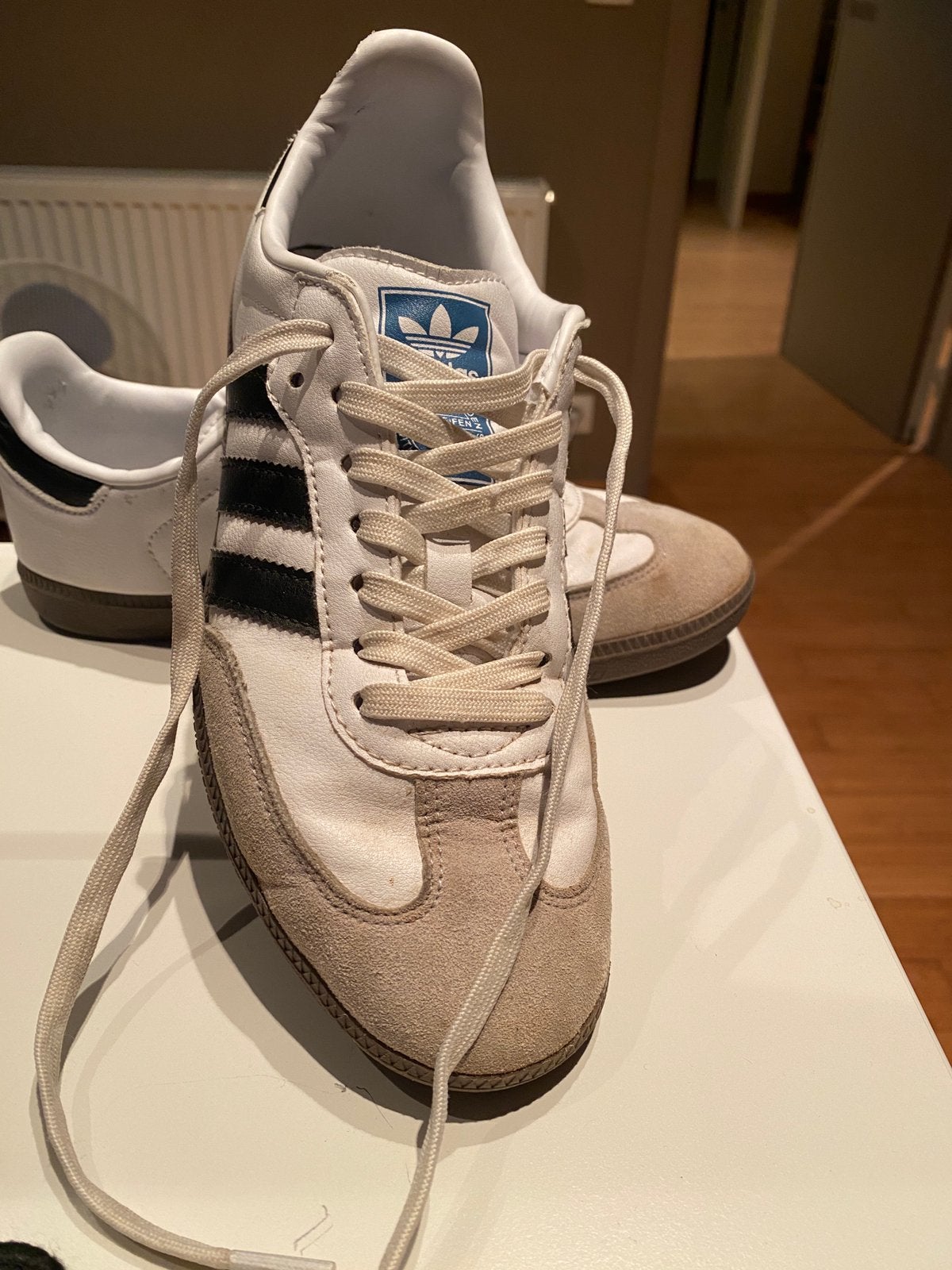 Adodas Samba blanches 40.5 ( US 7.5), Envoi, Utilisé, Chaussures