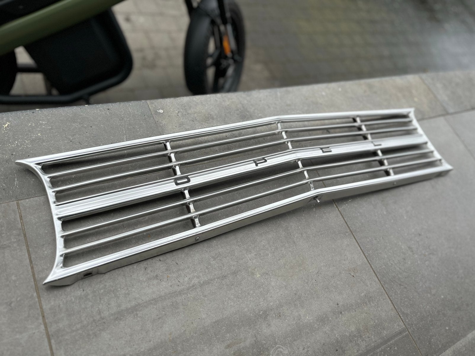 Opel kadett B grille, Enlèvement, Comme neuf