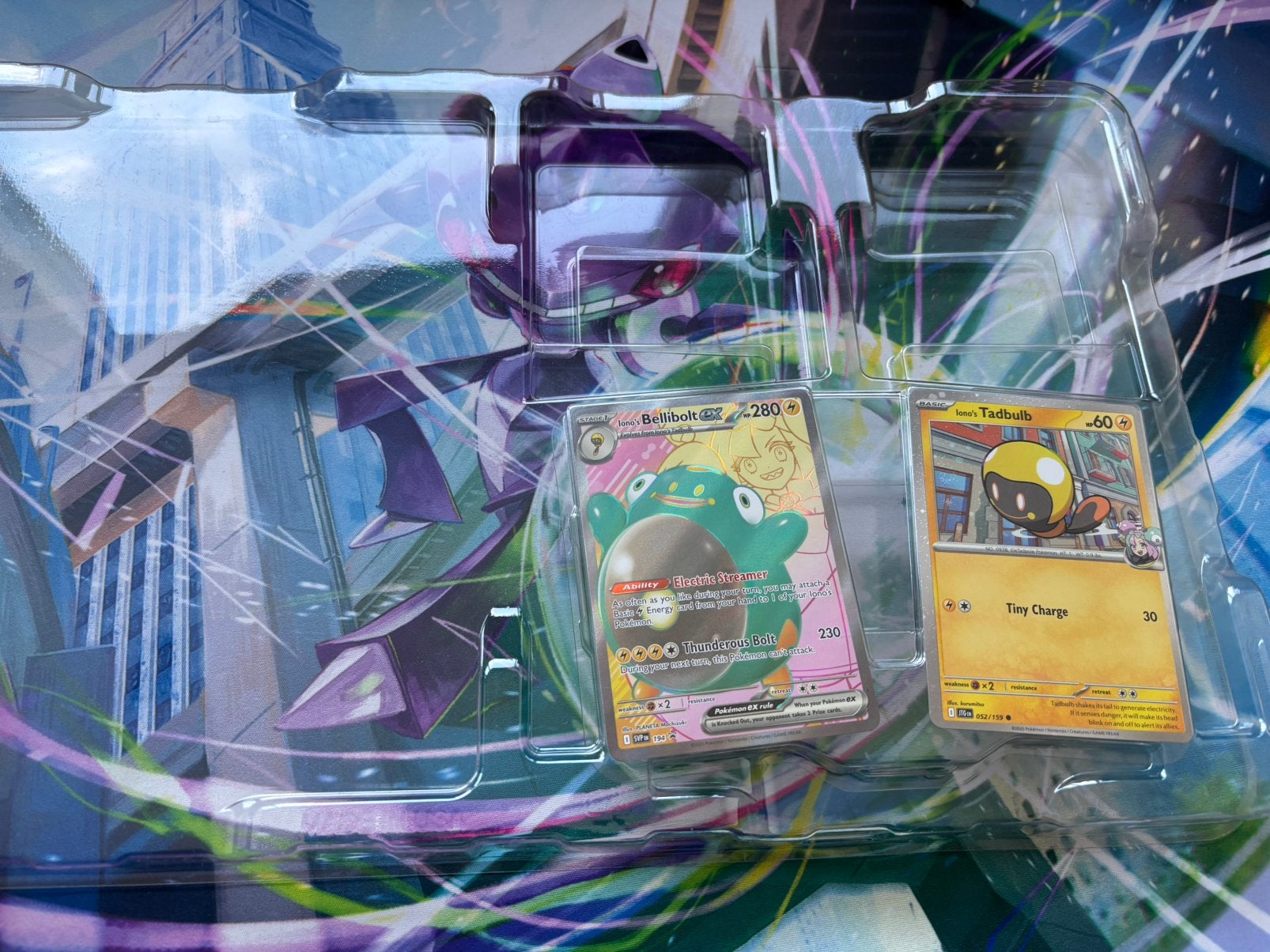 Iono Promo Set of 2 Bellibolt ex SVP194 + (Holo) Tadbulb, Ophalen of Verzenden, Zo goed als nieuw