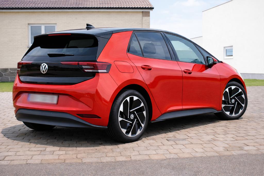 VW ID.3 Pro Performance Business—Option compl—18 500 km-2025, Autos, Volkswagen, Rouge, Achat, 5 places, Automatique