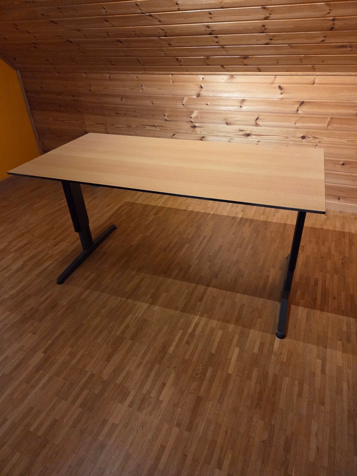 Bureau 160x80 cm hoogte verstelbaar, Huis en Inrichting, Ophalen, 160 cm, Metaal, Zo goed als nieuw